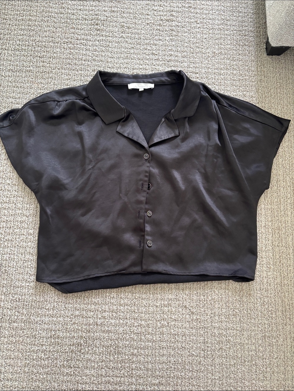 Monk & Lou Black Short-Sleeve Cropped Button Women's Top